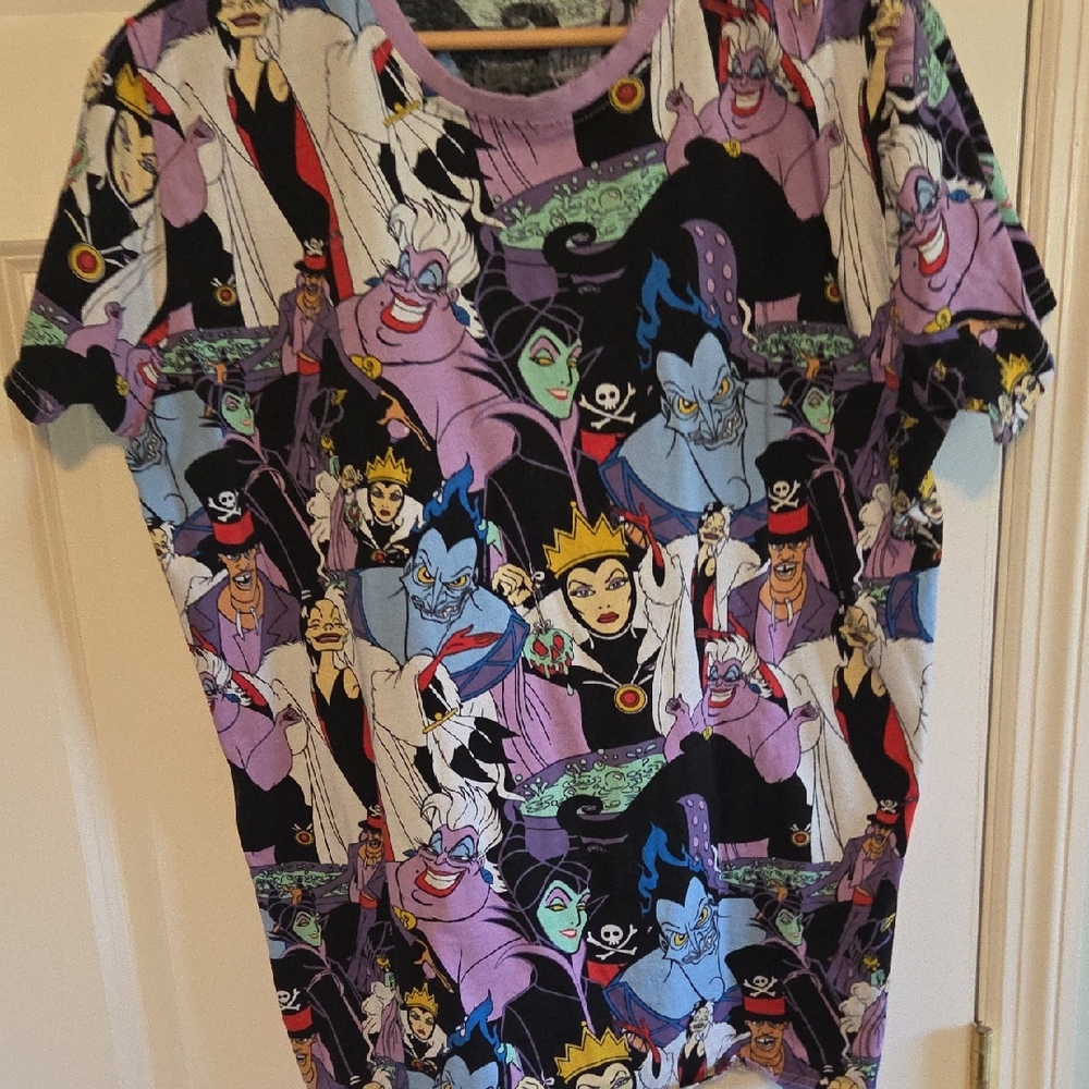 Cakeworthy AOP Disney Villains Graphic T-Shirt